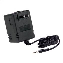 AutoMeter - AutoMeter AC13 Plug-In Wall Transformer - Image 1