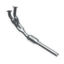 MagnaFlow 49 State Converter - MagnaFlow 49 State Converter 46774 Direct Fit Catalytic Converter - Image 1