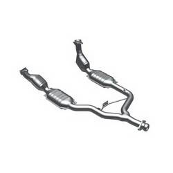 MagnaFlow California Converter - MagnaFlow California Converter 41109 Direct Fit California OBDII Catalytic Converter - Image 1
